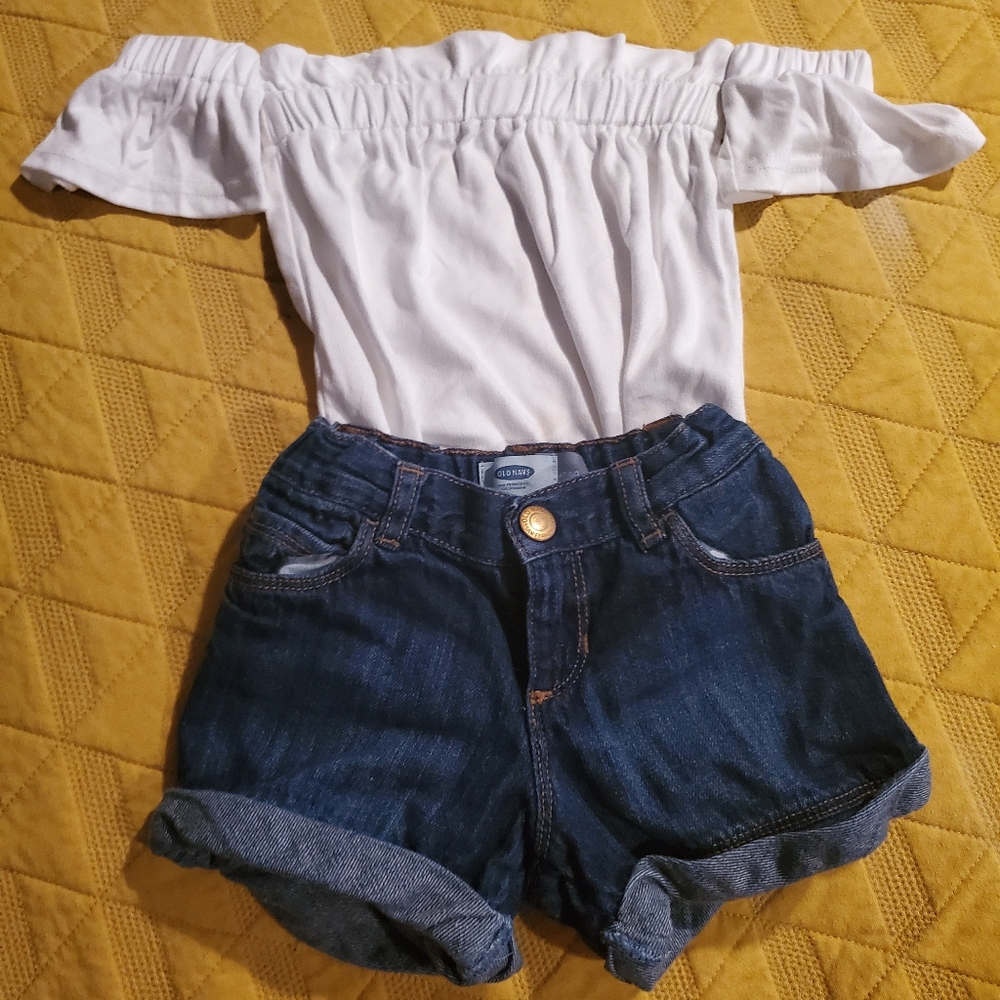 Cold shoulder white shirt - Picture 2 of 2